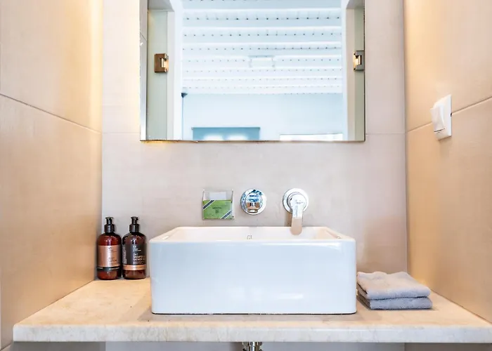 Πανσιόν Maison By Monocle