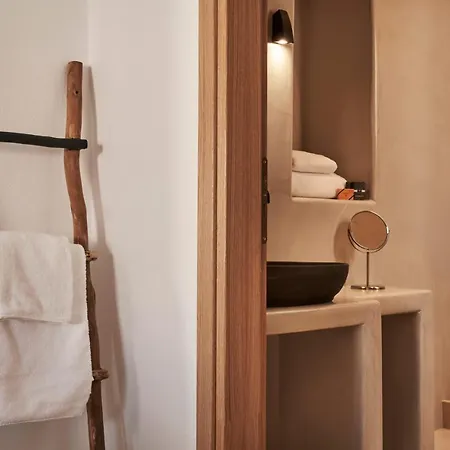 Maison By Monocle Guest house
